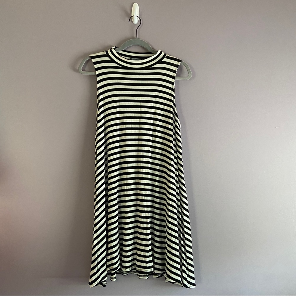 Soprano Striped Mockneck Sleeveless Tunic Top